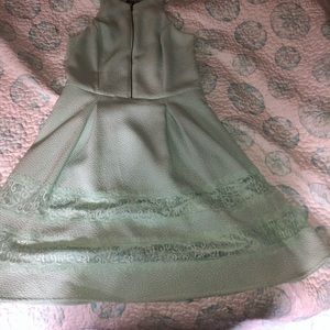 Express front zipper with POCKETS